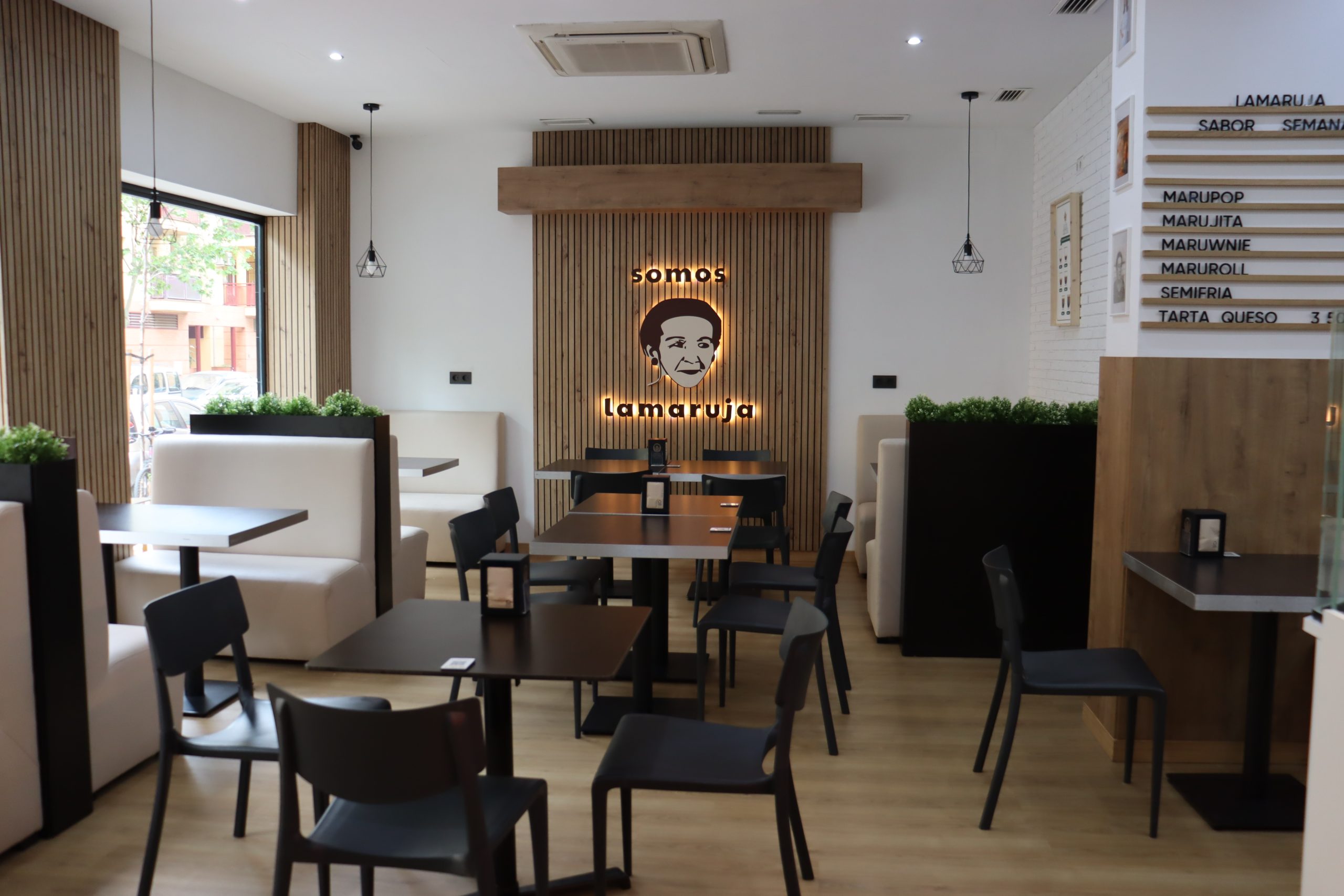 Desayunar en Teatinos — La Maruja Bakery, Calle Hermes 10, Málaga